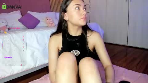 Snapshot of mia_nevaeh chatting on 9, 6, 2026 Mia Nevaeh - follow me online show from 9, 6, 2026