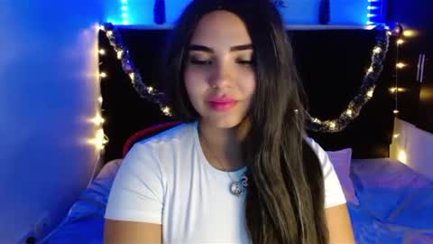 Snapshot of mia_peyton chatting on 26, 12, 2024 Mia online show from 26, 12, 2024