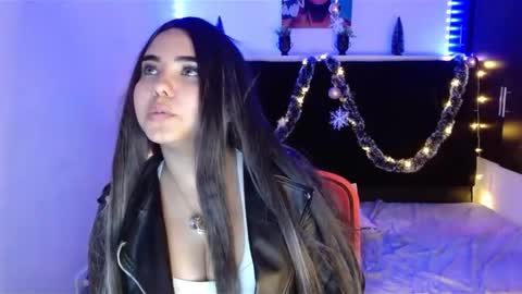 Snapshot of mia_peyton chatting on 27, 12, 2024 Mia online show from 27, 12, 2024