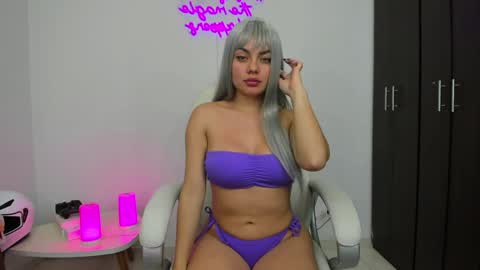 Snapshot of mia_rise chatting on 9, 1, 2025 Mia online show from 9, 1, 2025