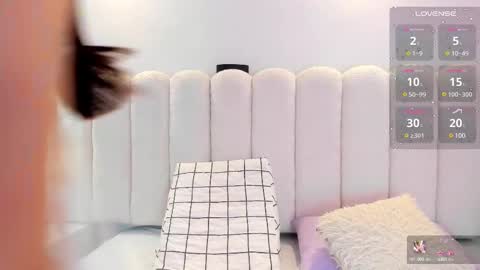 Snapshot of mia_rom chatting on 21, 2, 2025 Mia online show from 21, 2, 2025