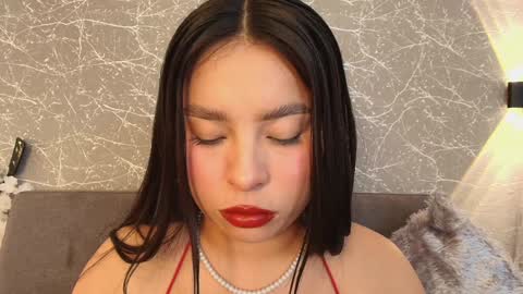 Snapshot of mia_roux13 chatting on 7, 2, 2025 Mia Roux online show from 7, 2, 2025
