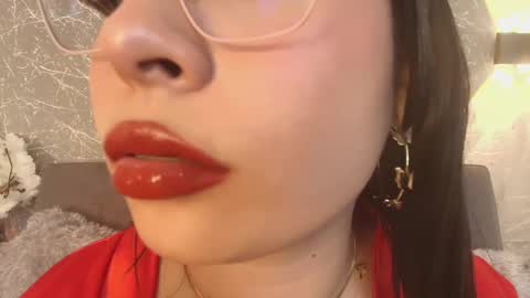 Snapshot of mia_roux13 chatting on 10, 2, 2025 Mia Roux online show from 10, 2, 2025