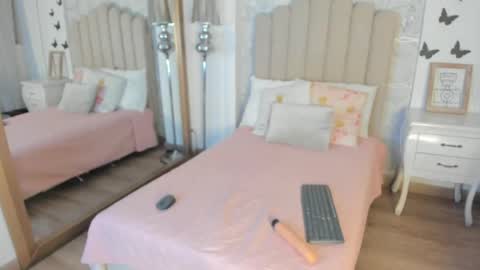 Snapshot of mia_tentacion__ chatting on 3, 5, 2026 mia_tentacion__ online show from 3, 5, 2026