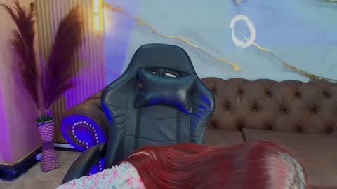 Mia online show from 2, 10, 2025