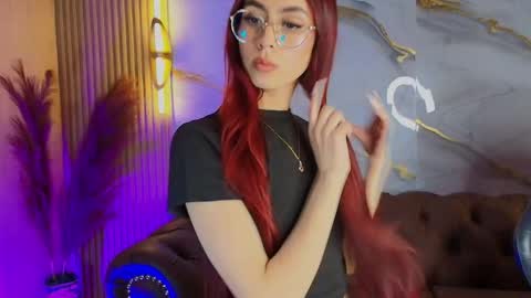 Mia online show from 31, 10, 2025