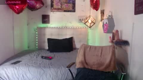 Snapshot of mia_velvet1 chatting on 18, 1, 2026 MIA online show from 18, 1, 2026