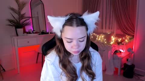 VixenMia online show from 15, 2, 2025