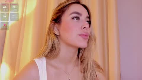 Mia White  online show from 25, 2, 2026