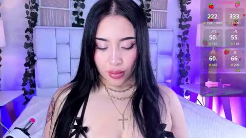 Mia online show from 5, 12, 2025