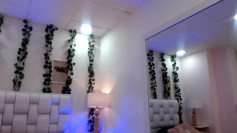 Snapshot of miaa_gh1 chatting on 6, 6, 2026 Mia online show from 6, 6, 2026