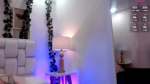 Snapshot of miaa_gh1 chatting on 17, 6, 2026 Mia online show from 17, 6, 2026