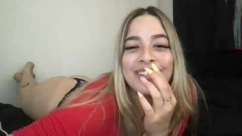 Snapshot of miaaasturbate chatting on 15, 11, 2025 Mia Moji online show from 15, 11, 2025