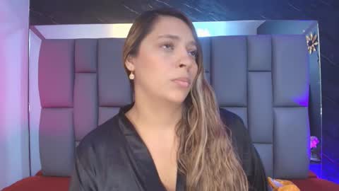 Mia online show from 17, 10, 2025