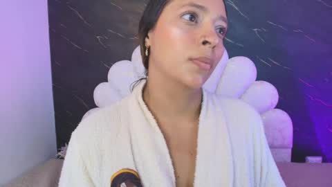 Mia online show from 31, 5, 2026
