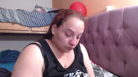 Snapshot of miaabrownn chatting on 17, 12, 2024 MIA online show from 17, 12, 2024