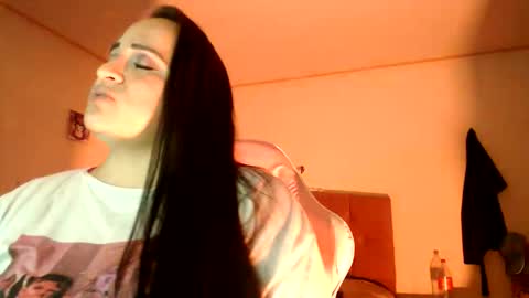 Snapshot of miaabrownn chatting on 15, 9, 2025 MIA online show from 15, 9, 2025