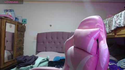 Snapshot of miaabrownn chatting on 18, 6, 2026 MIA online show from 18, 6, 2026