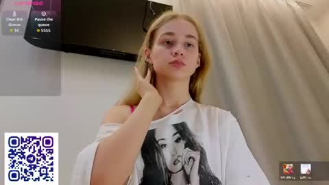 Snapshot of miaamurr chatting on 15, 7, 2026 miaamurr online show from 15, 7, 2026