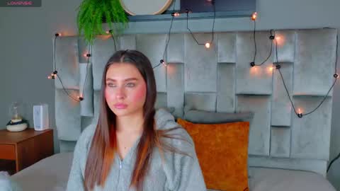 Snapshot of miaanderson__ chatting on 18, 5, 2026 miaanderson__ online show from 18, 5, 2026