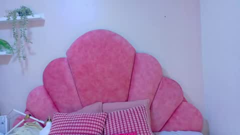 Snapshot of miaanderson__ chatting on 23, 5, 2026 miaanderson__ online show from 23, 5, 2026