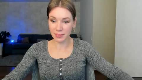 Snapshot of miababy14 chatting on 11, 5, 2026 Mia online show from 11, 5, 2026