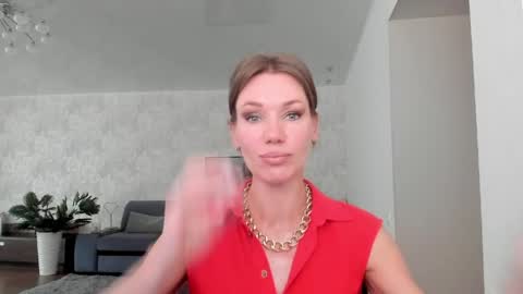 Snapshot of miababy14 chatting on 25, 5, 2026 Mia online show from 25, 5, 2026
