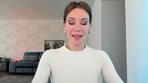Snapshot of miababy14 chatting on 3, 6, 2026 Mia online show from 3, 6, 2026