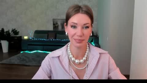Snapshot of miababy14 chatting on 5, 6, 2026 Mia online show from 5, 6, 2026