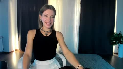 Snapshot of miababy14 chatting on 3, 8, 2026 Mia online show from 3, 8, 2026