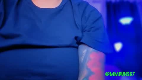 Mia online show from 25, 10, 2025