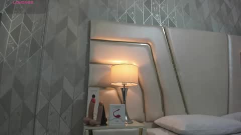 Snapshot of miacassel chatting on 15, 3, 2026 MiaCassel online show from 15, 3, 2026