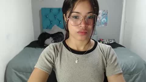 miacumgirl online show from 18, 2, 2026