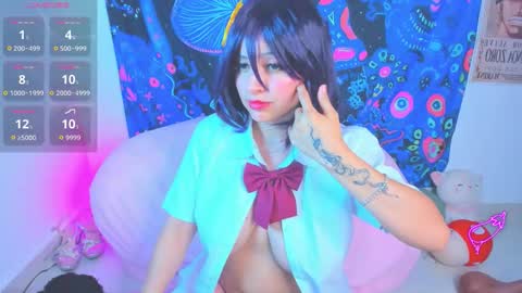 Mia Engels  online show from 12, 11, 2025