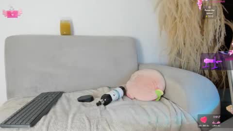 Miafisher online show from 21, 10, 2025