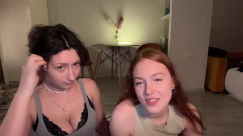 Snapshot of miafleur chatting on 30, 4, 2026 Mia online show from 30, 4, 2026