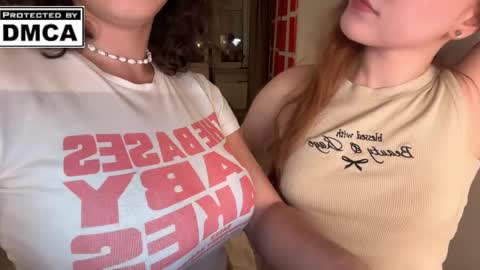 Snapshot of miafleur chatting on 13, 5, 2026 Mia online show from 13, 5, 2026
