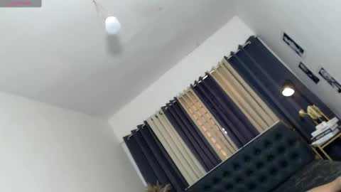 miafuckingwill online show from 18, 1, 2025