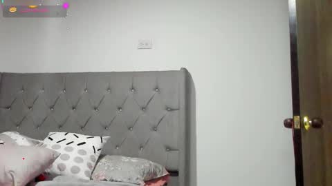 Snapshot of miagonzal chatting on 21, 10, 2025 Mia online show from 21, 10, 2025