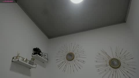 Miah Collins online show from 5, 11, 2025