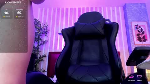 Mia Connor online show from 12, 1, 2025