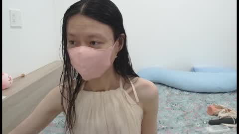 miahchan68 online show from 15, 10, 2025