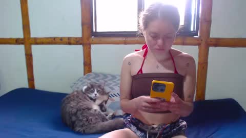 Mia  Sam online show from 2, 10, 2025