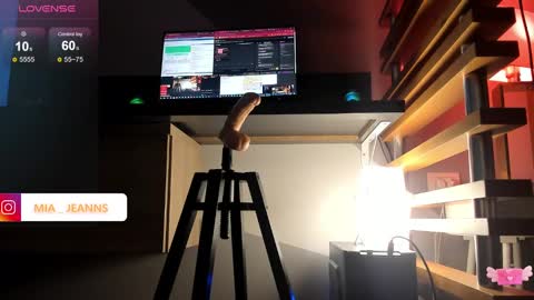 Snapshot of miajeans chatting on 29, 1, 2025 Mia online show from 29, 1, 2025