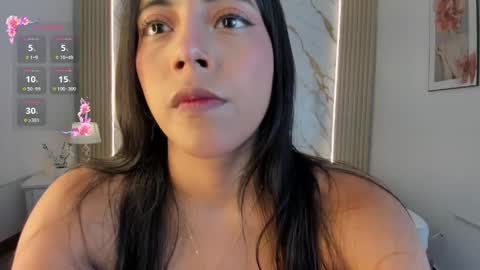Snapshot of miajones_blowjob chatting on 1, 5, 2026 miajones blowjob online show from 1, 5, 2026