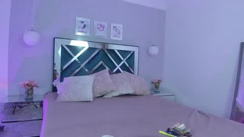 Mia Khalifa online show from 9, 3, 2025