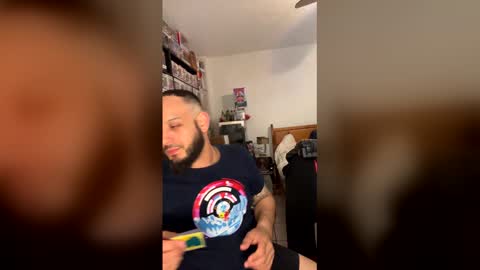 Mark online show from 12, 4, 2026