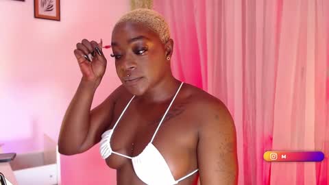 Mia online show from 4, 2, 2025