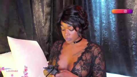 Mia online show from 14, 10, 2025