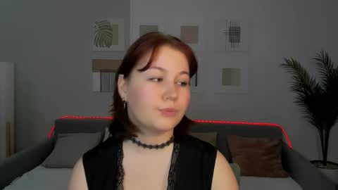 Snapshot of mialacrice chatting on 18, 5, 2026 mialacrice online show from 18, 5, 2026